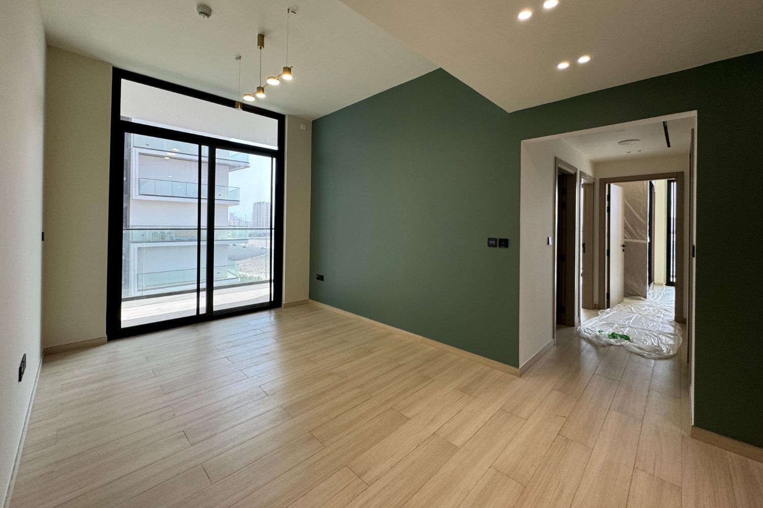 2 Bedrooms Apartment in Binghatti LUNA