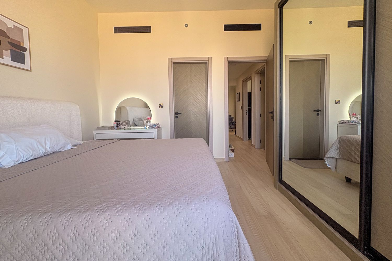 2 Bedrooms Apartment in Binghatti LUNA