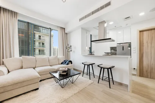 1 Bedroom Apartment in The East Crest by Meteora