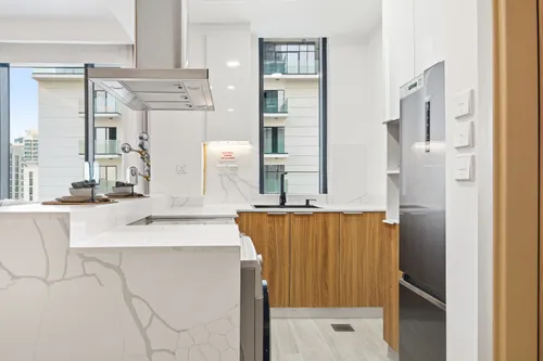 1 Bedroom Apartment in The East Crest by Meteora