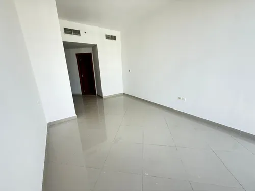 1 Bedroom Apartment in Reef Residence