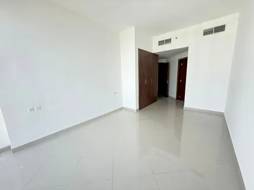 1 Bedroom Apartment in Reef Residence