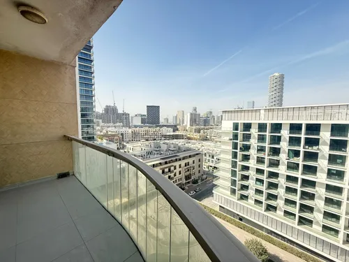 1 Bedroom Apartment in Reef Residence