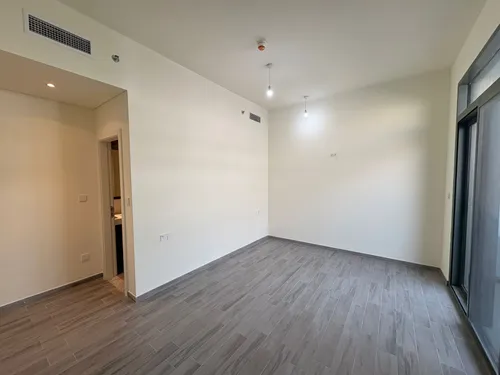 2 Bedrooms Apartment in Belgravia Square A