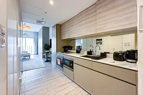  Apartment in Eaton Place