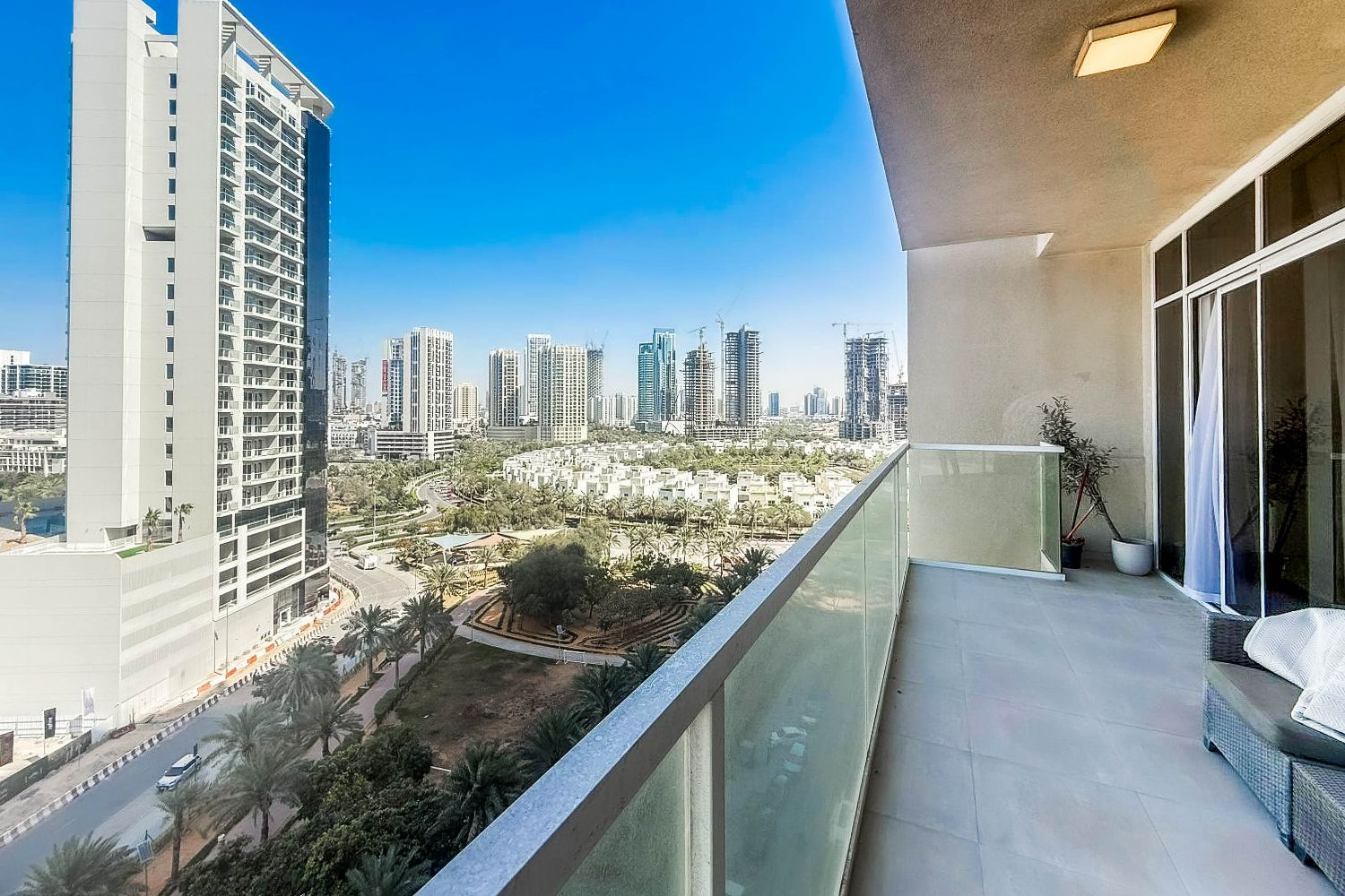 1 Bedroom Apartment in Hameni Tower