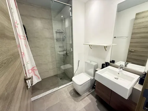 3 Bedrooms Apartment in BLOOM TOWERS A