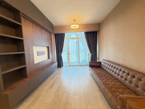 3 Bedrooms Apartment in BLOOM TOWERS A