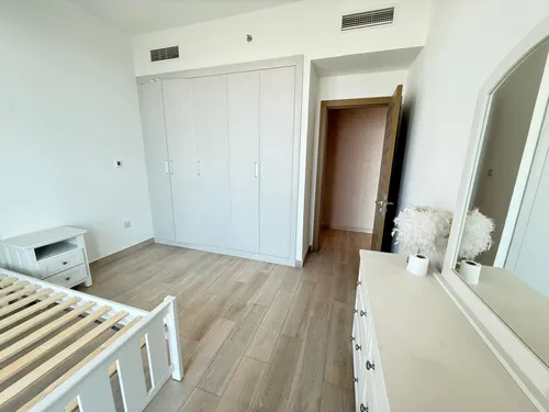 3 Bedrooms Apartment in BLOOM TOWERS A