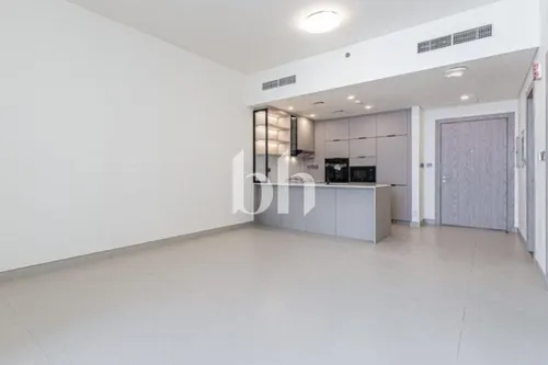 Modern Apartment | Brand New | Vacant | High Floor