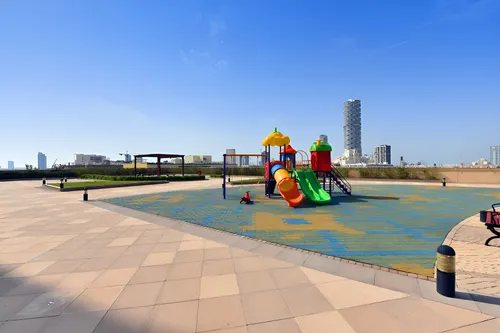  Apartment in Reef Residence