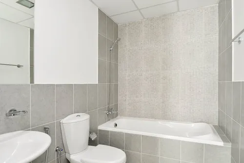 1 Bedroom Apartment in Autumn 1