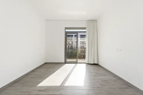 2 Bedrooms Apartment in Belgravia Square A