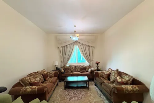 Low floor | Converted to 2 bed | Vacant | Spacious
