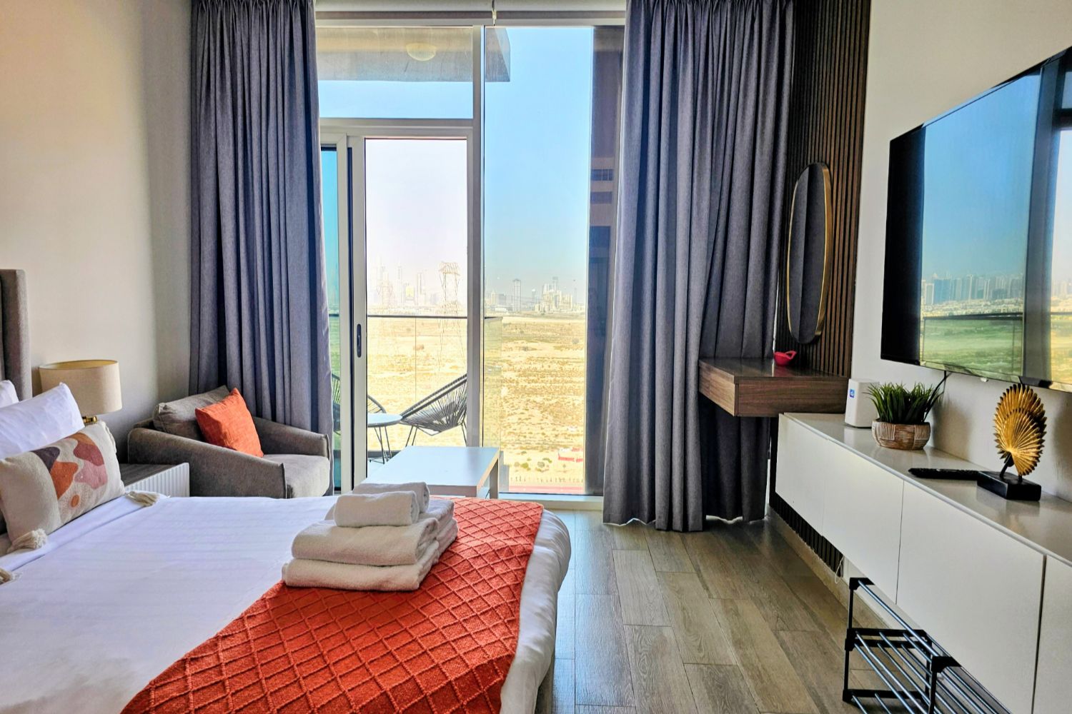  Apartment in Bloom Towers B