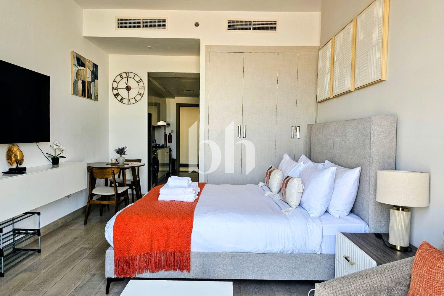 Fully Furnished Studio | High Floor | Vacant