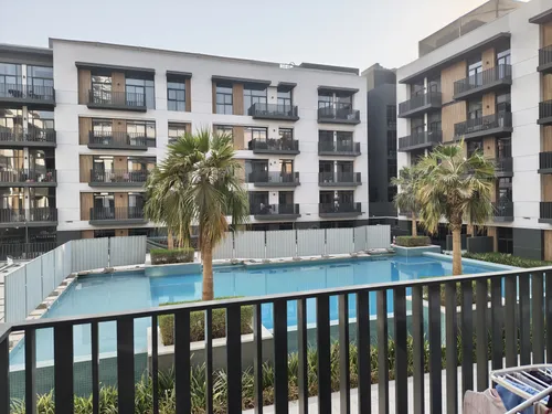 2 Bedrooms Apartment in Belgravia Square A