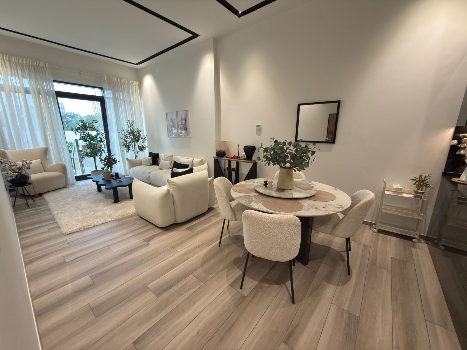 1 Bedroom Apartment in Nicholas Residence