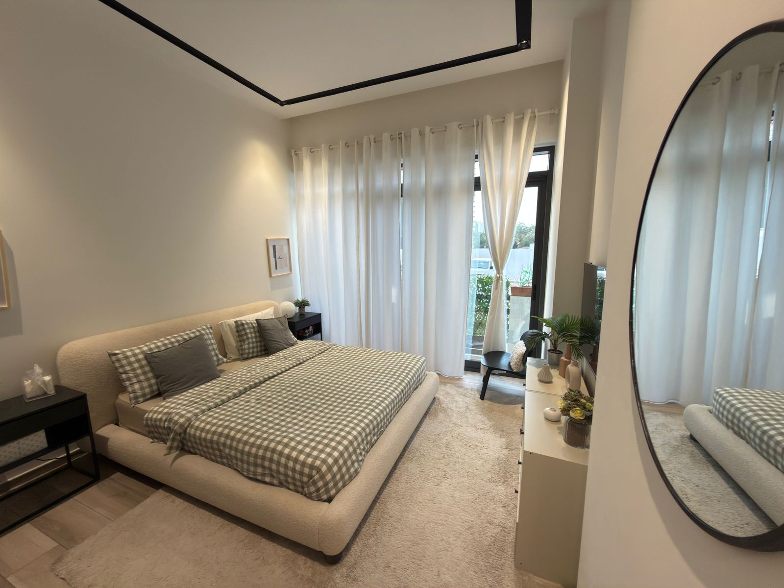 1 Bedroom Apartment in Nicholas Residence