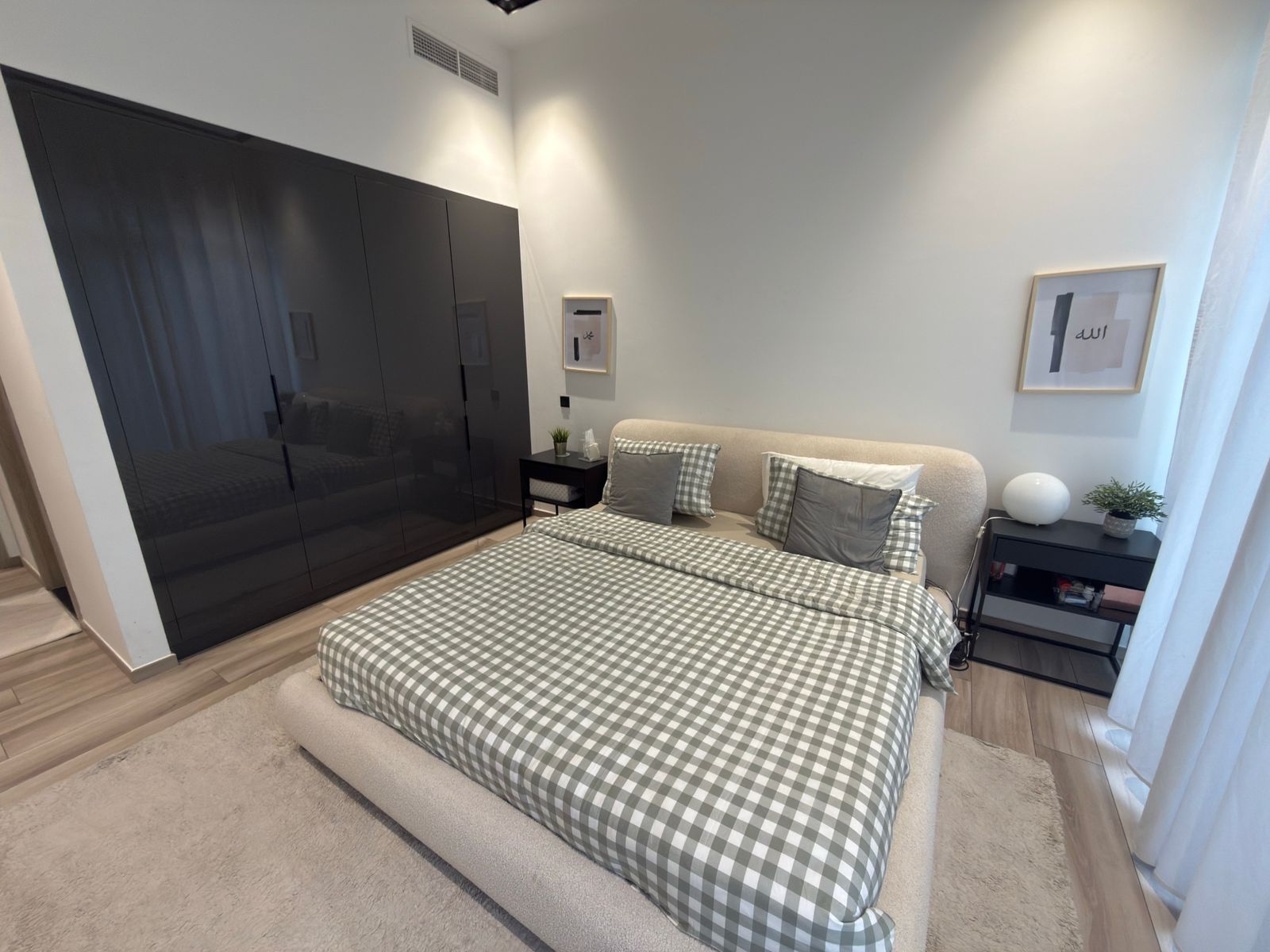 1 Bedroom Apartment in Nicholas Residence