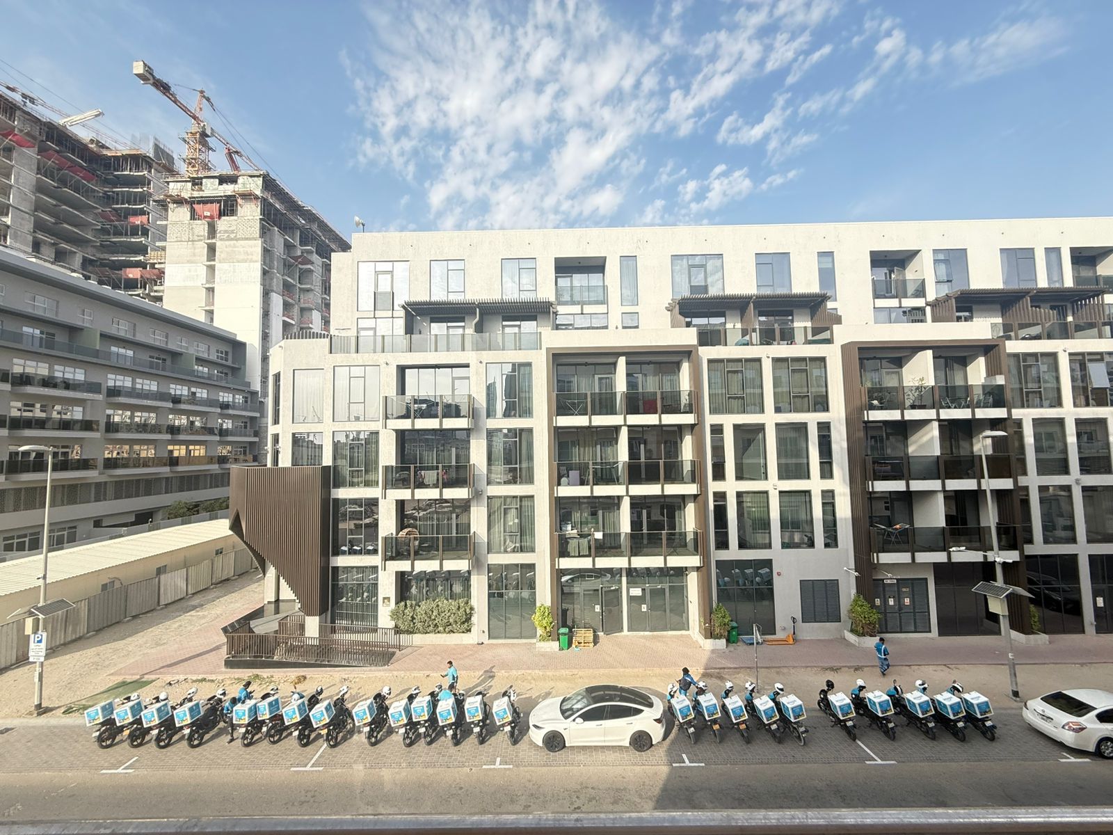 2 Bedrooms Apartment in Oxford Residence