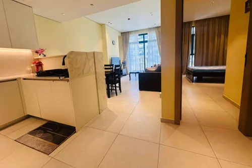 3 Bedrooms Apartment in Beverly Residence