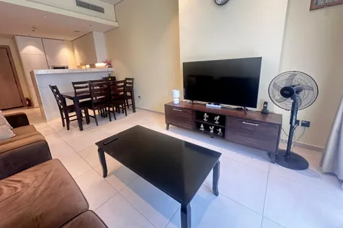 3 Bedrooms Apartment in Beverly Residence