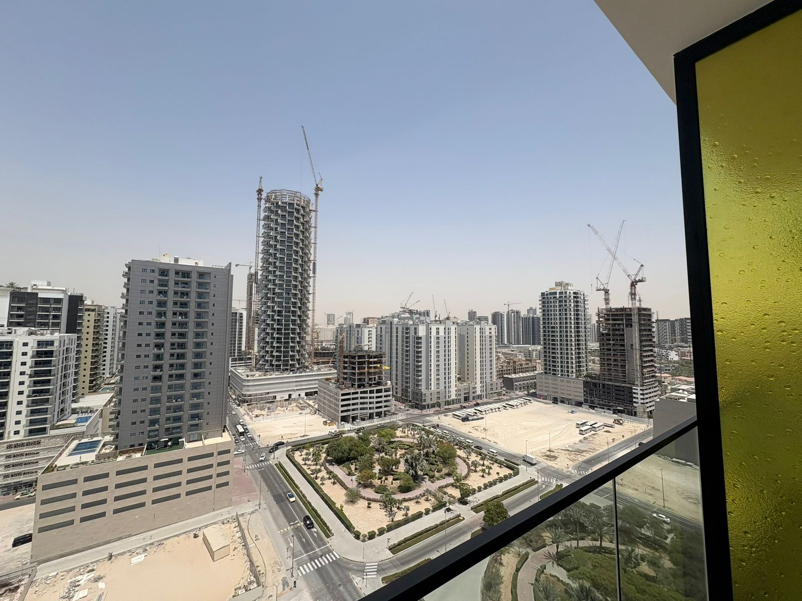 2 Bedrooms Apartment in Binghatti Tulip