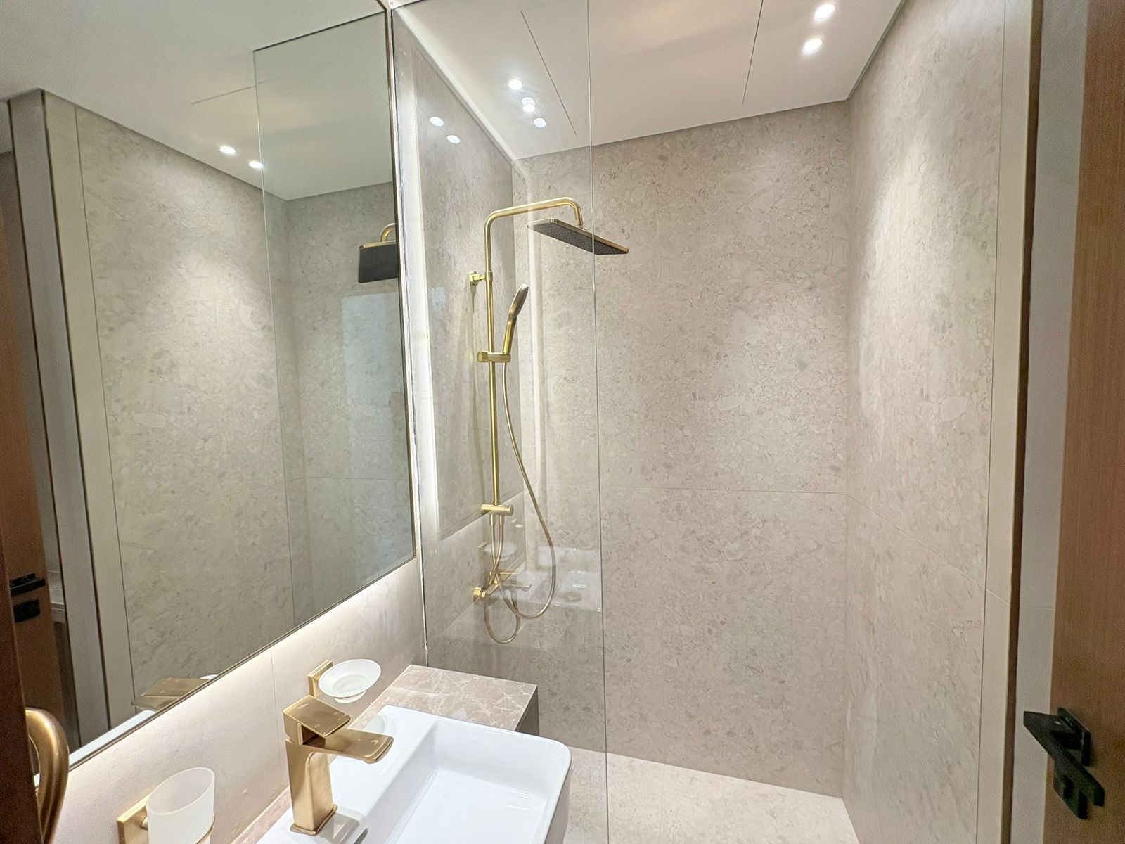 2 Bedrooms Apartment in Binghatti Tulip