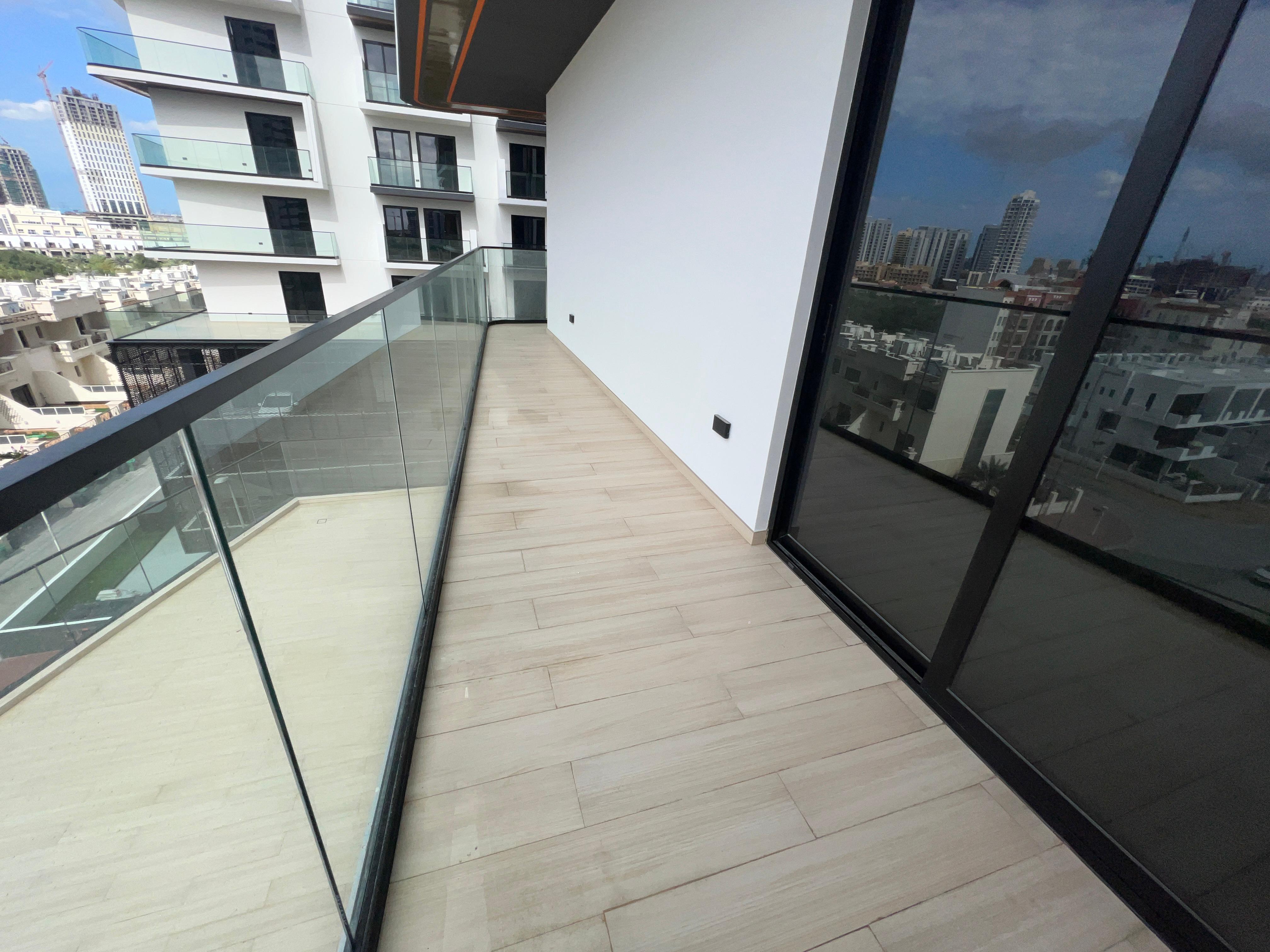 2 Bedrooms Apartment in Binghatti LUNA