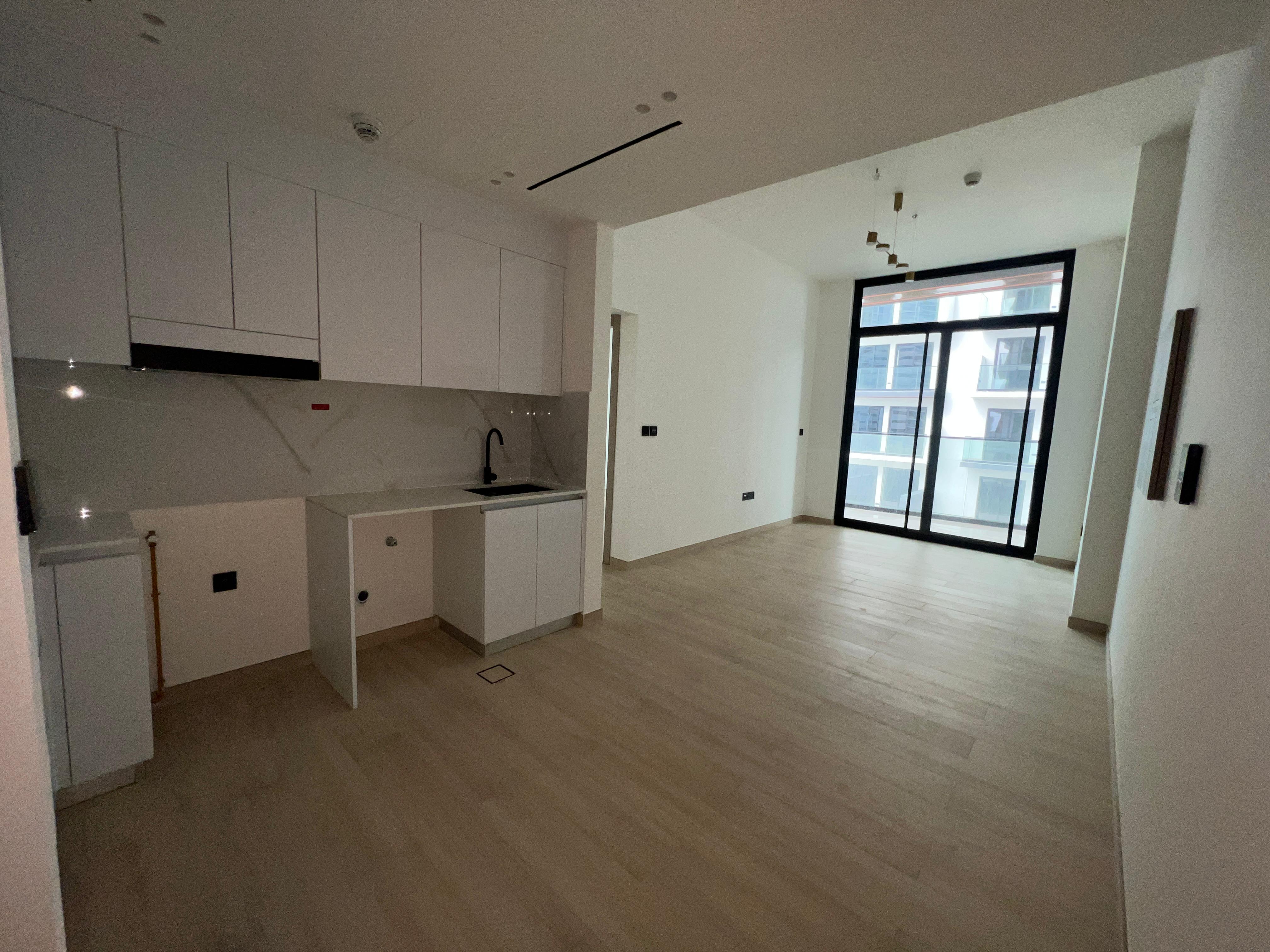 2 Bedrooms Apartment in Binghatti LUNA