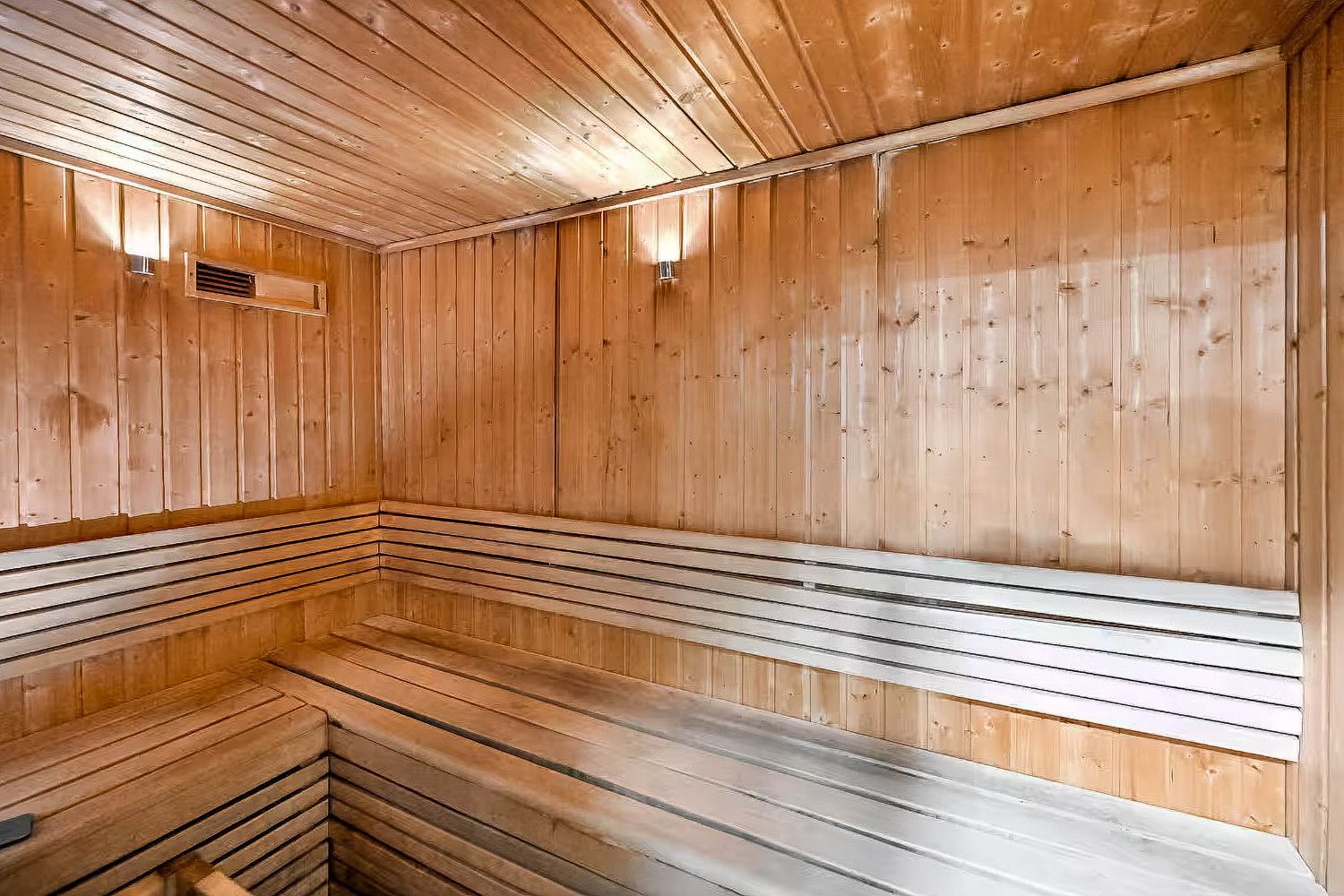 1 Bedroom Apartment in Bloom Towers B