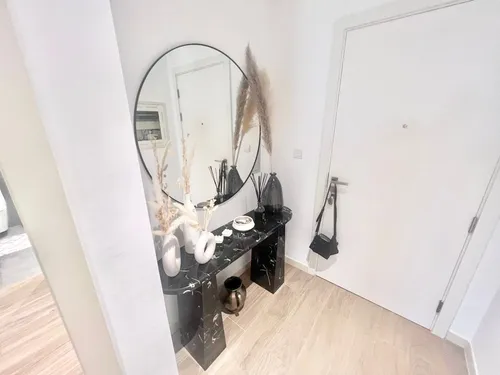 2 Bedrooms Apartment in Park View Tower