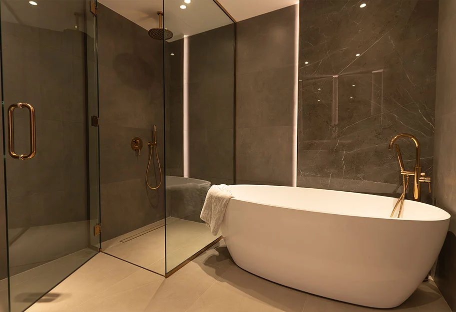 2 Bedrooms Apartment in One Park Square