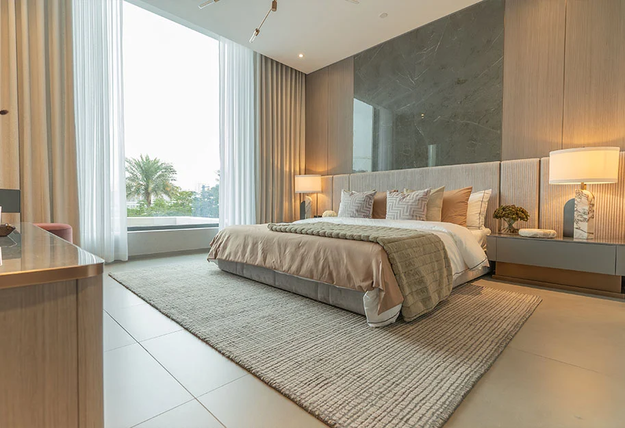 2 Bedrooms Apartment in One Park Square