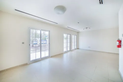 2 Bedrooms Townhouse in District 2G