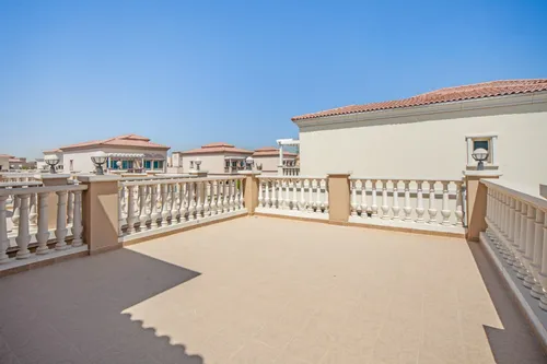 2 Bedrooms Townhouse in District 2G