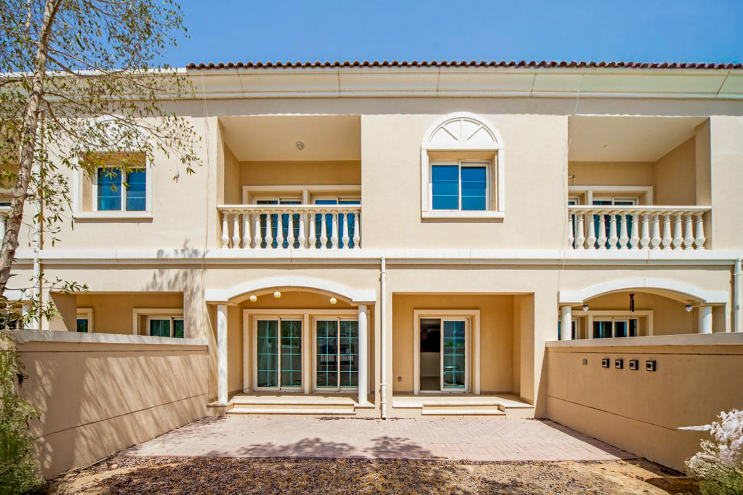 2 Bedrooms Townhouse in District 2G