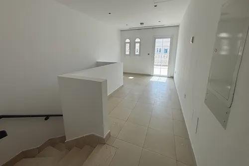 1 Bedroom Townhouse in District 3B