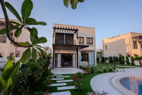 2 Bedrooms Villa in District 3D