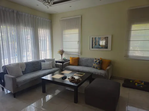 3 Bedrooms Villa in District 8A