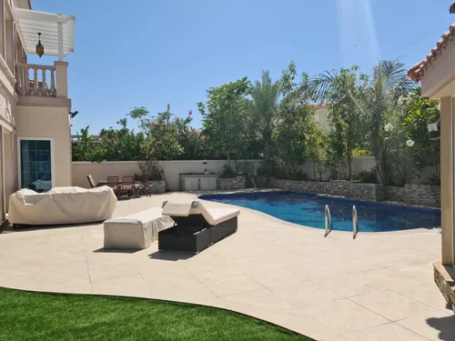 3 Bedrooms Villa in District 8A