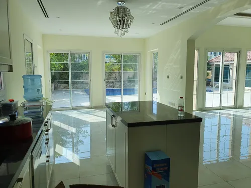 3 Bedrooms Villa in District 8A