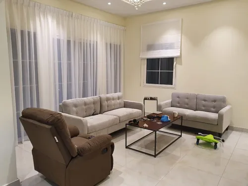 3 Bedrooms Villa in District 8A