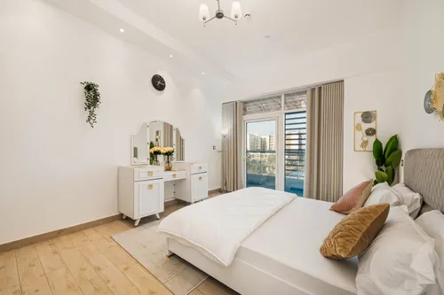 2 Bedrooms Apartment in La Residence, Jumeirah Village Triangle