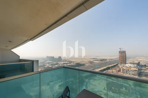 Biggest Size | Corner Unit | Furnished