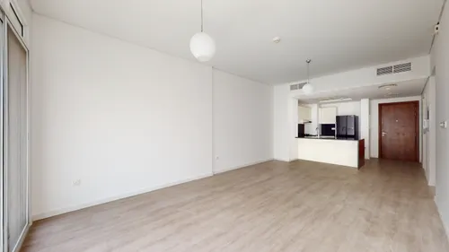 1 Bedroom Apartment in Park One