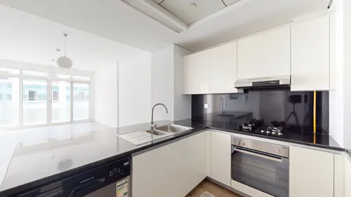 1 Bedroom Apartment in Park One