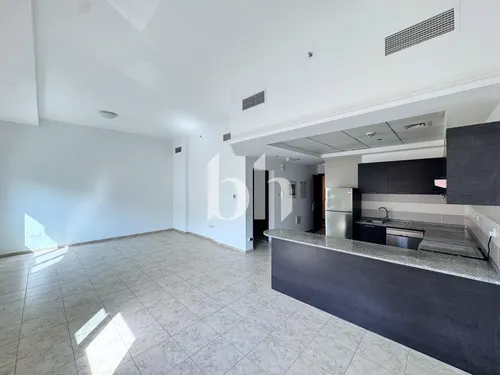 Rare Duplex | 2 Bed+ Maids | Vacant Now