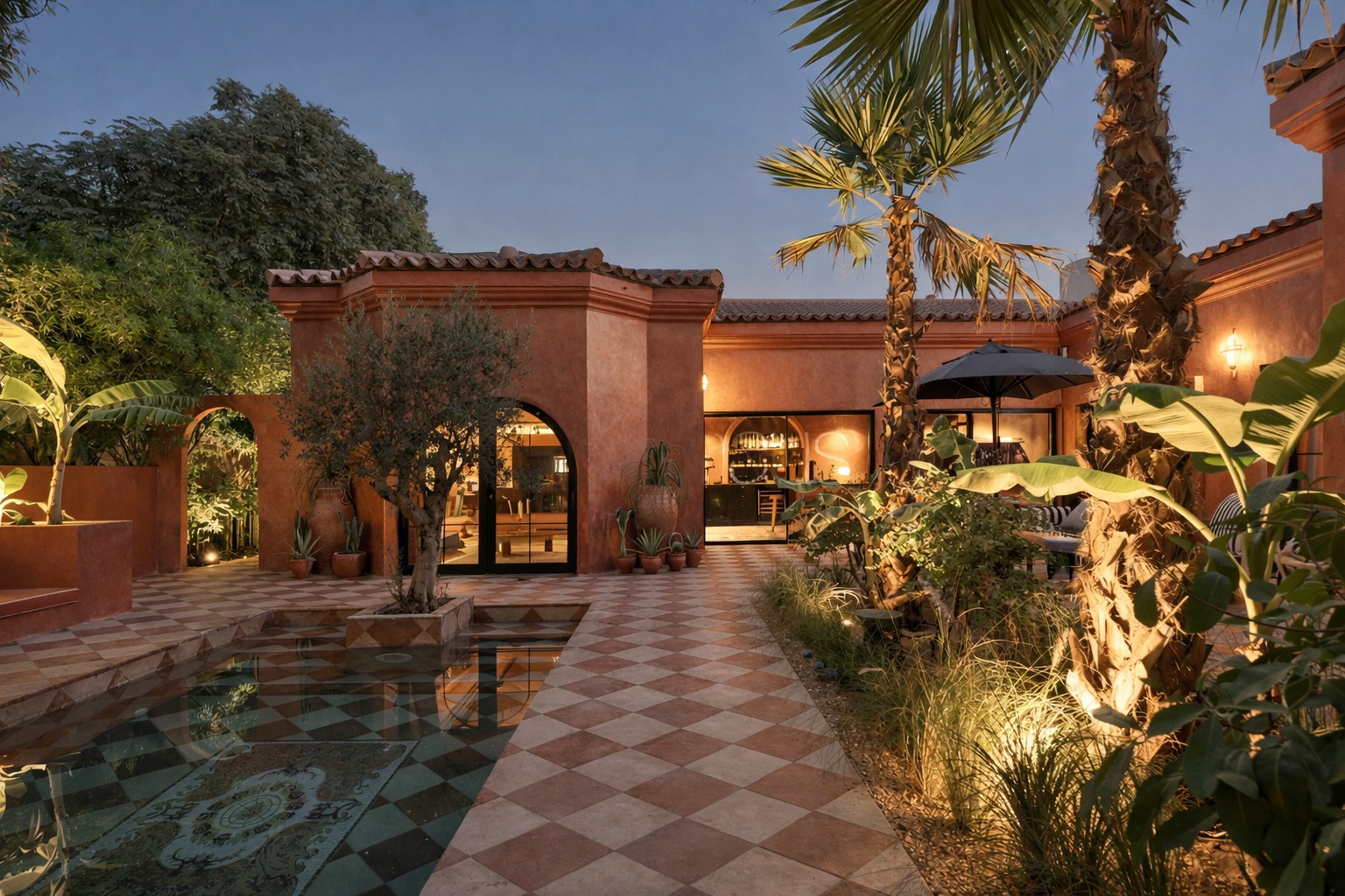 4 Bedrooms Villa in Bungalows Area